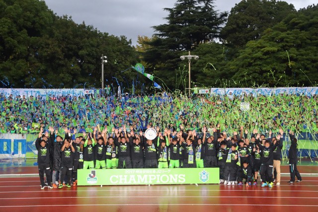 試合当日は「優勝ボード」と「シャーレ」が展示。優勝を噛み締めろ!