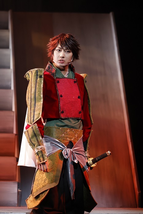 渡辺綱_小坂涼太郎 （C）DO1 PROJECT／舞台「紅葉鬼」製作委員会