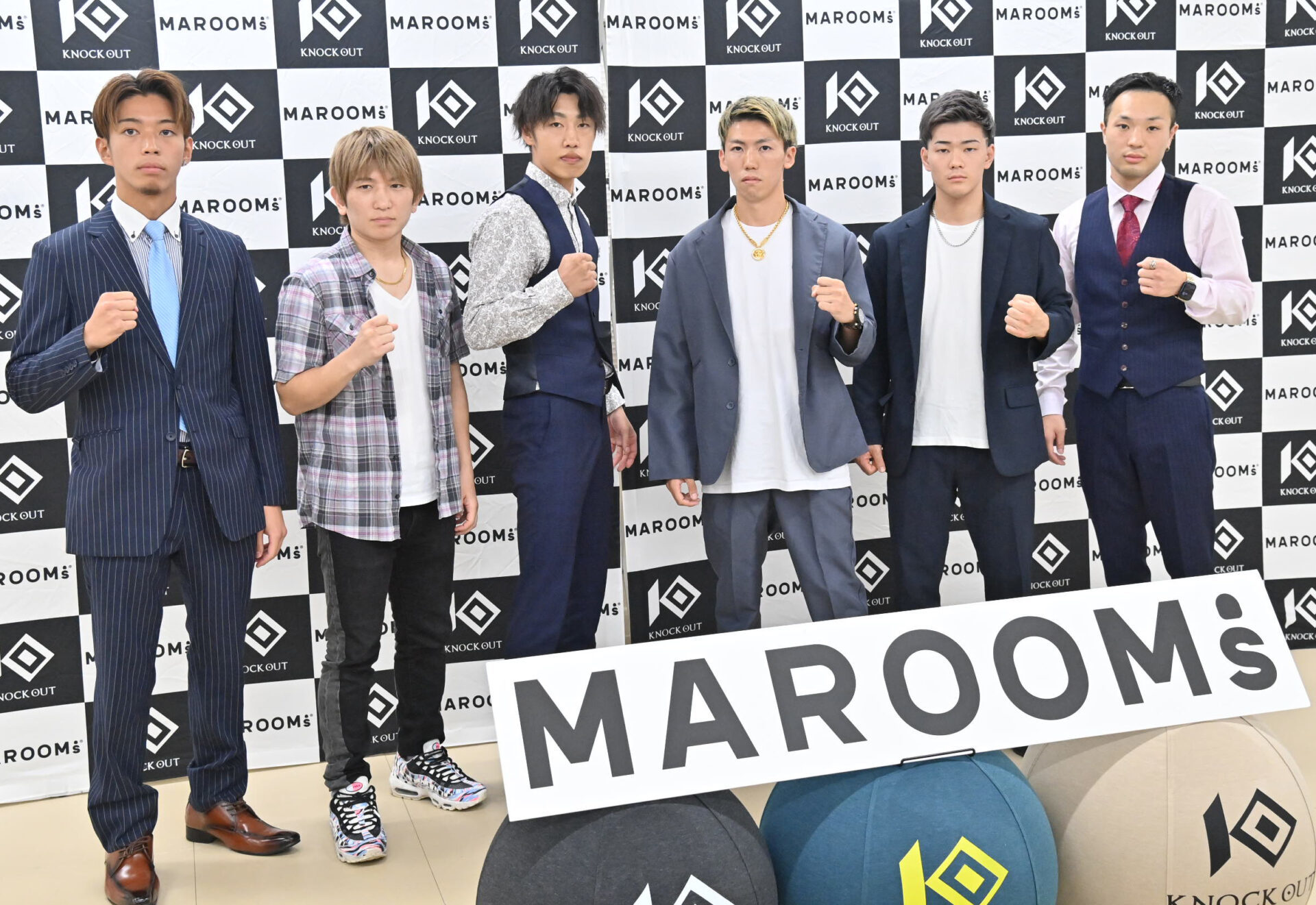 『MAROOMS presents KNOCK OUT 2023 vol.3』対抗戦出場の6選手。左からKNOCK OUTの雅治、工藤、森岡、K-1の内田、豊田、水津 