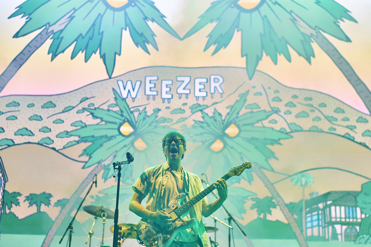 ウィーザー／WEEZER