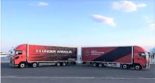 いわきFC、アンダーアーマーデザイン ラッピング大型トラック