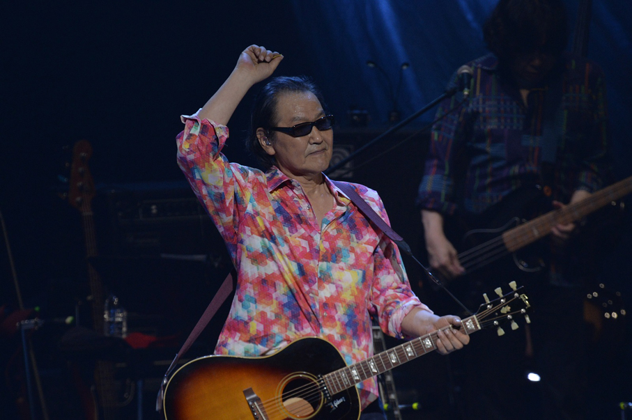 井上陽水 撮影＝三浦憲治