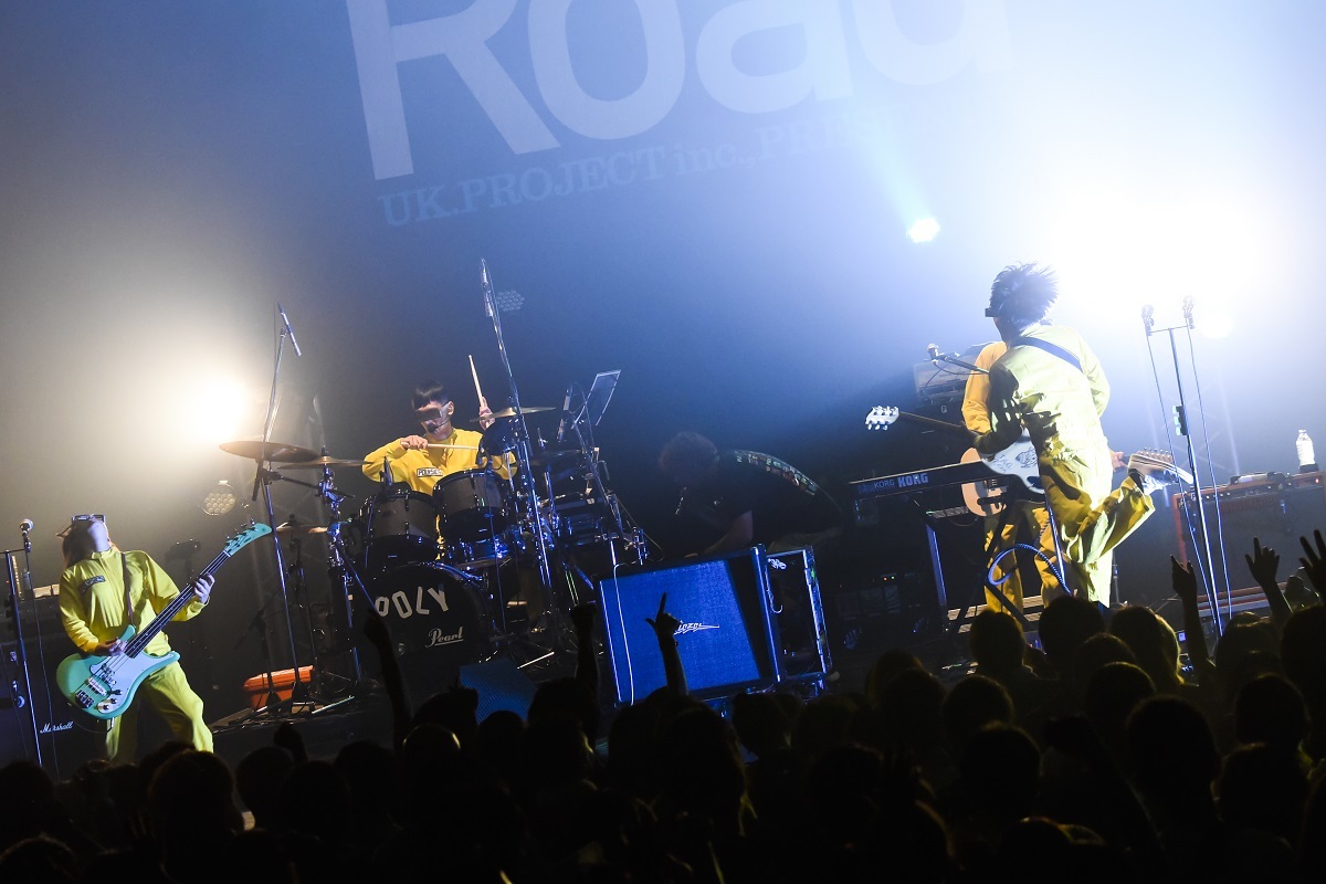 POLYSICS：Photo by AZUSA TAKADA