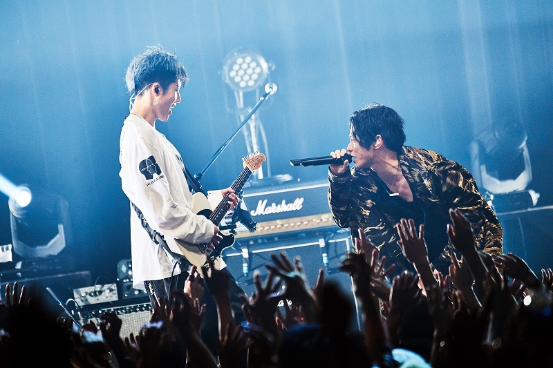 MIYAVI＆SKY-HI 2017.12.7 Zepp DiverCity 撮影＝Yusuke Okada