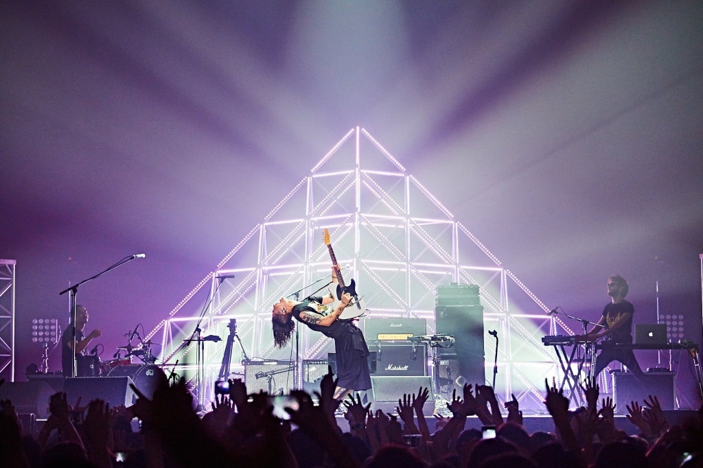 MIYAVI 　Photo by Yusuke Okada、Keiko Tanabe