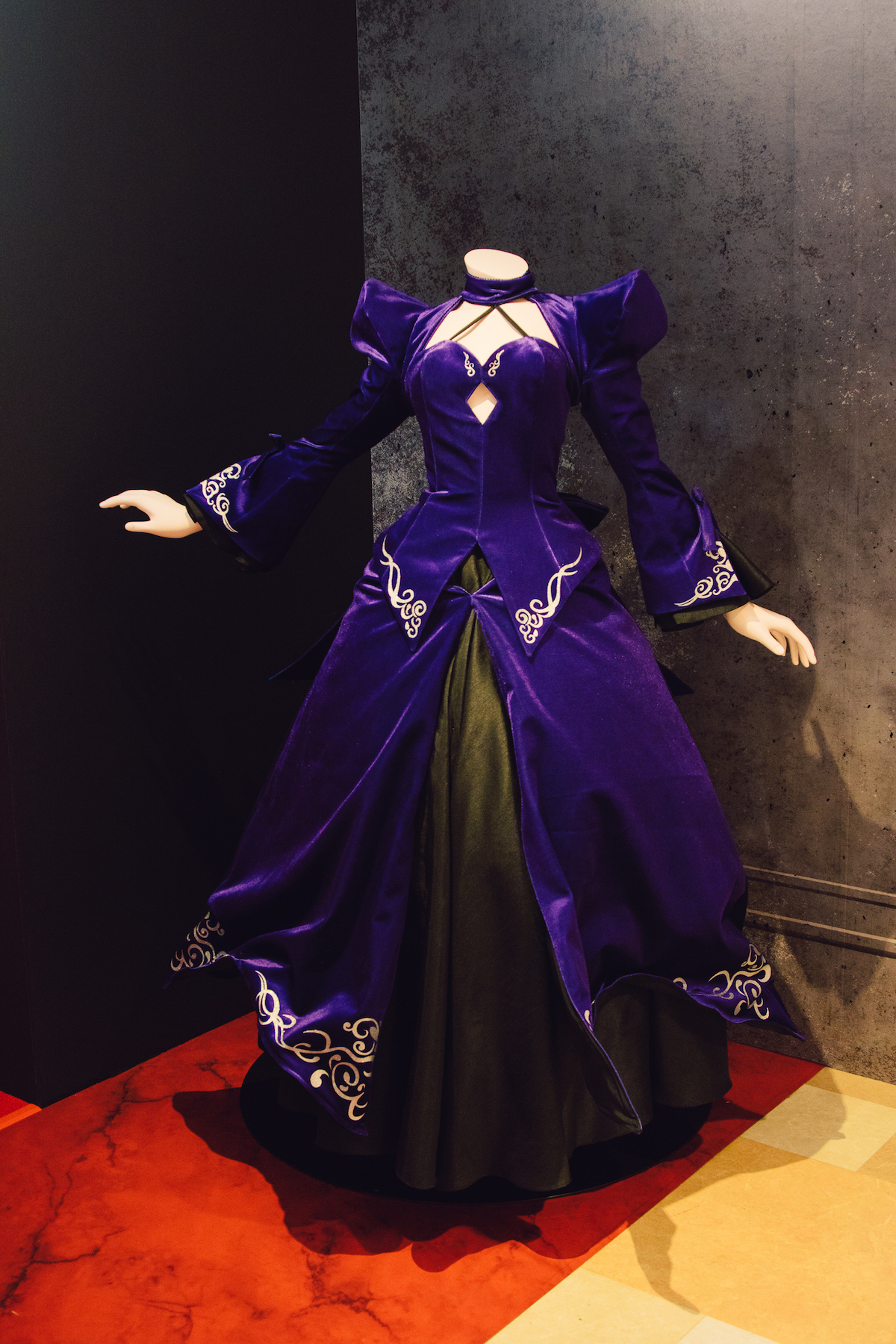 劇場版 Fate Stay Night Heaven S Feel のコラボストアが開催中 セイバーオルタの等身ドレスも展示 Spice エンタメ特化型情報メディア スパイス