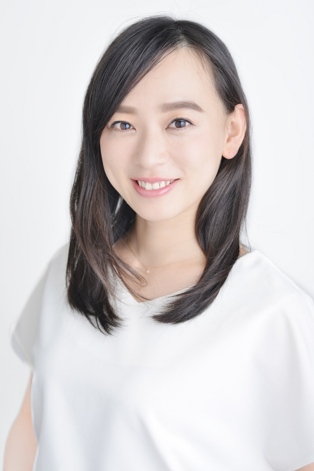 浦飯温子役 角島美緒