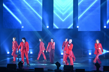 2STEP  サイン入り写真 GANMI × 宝塚歌劇OG GANMI×宝塚歌劇OG DANCE LIVE『2STEP』メインビジュアル公開