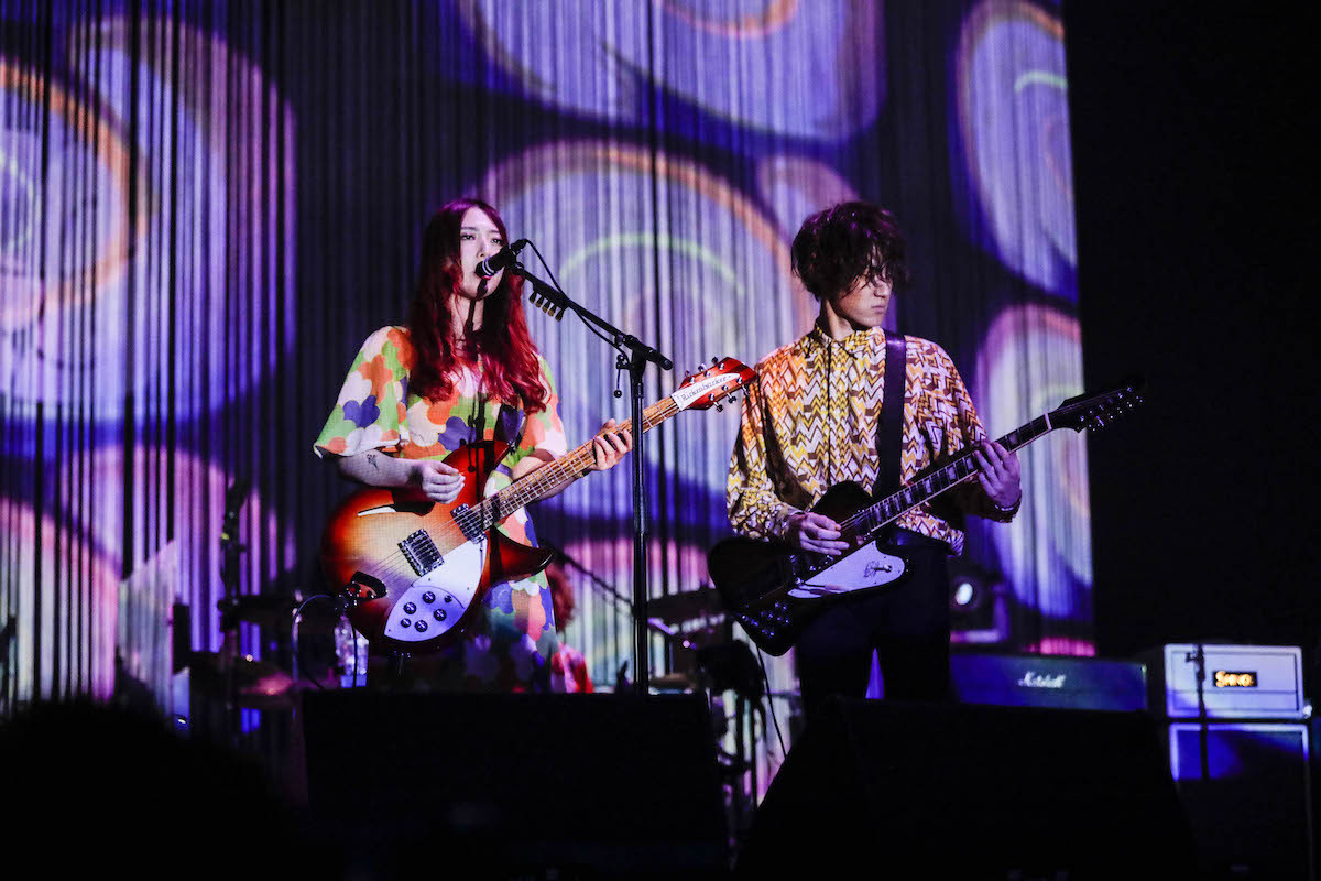 GLIM SPANKY　撮影＝HAJIME KAMIIISAKA