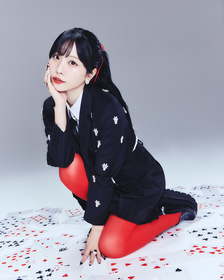 愛美、1st HALF ALBUM『A/CODE』発売！収録曲「CROWNED」スペシャルスタジオライブ映像公開