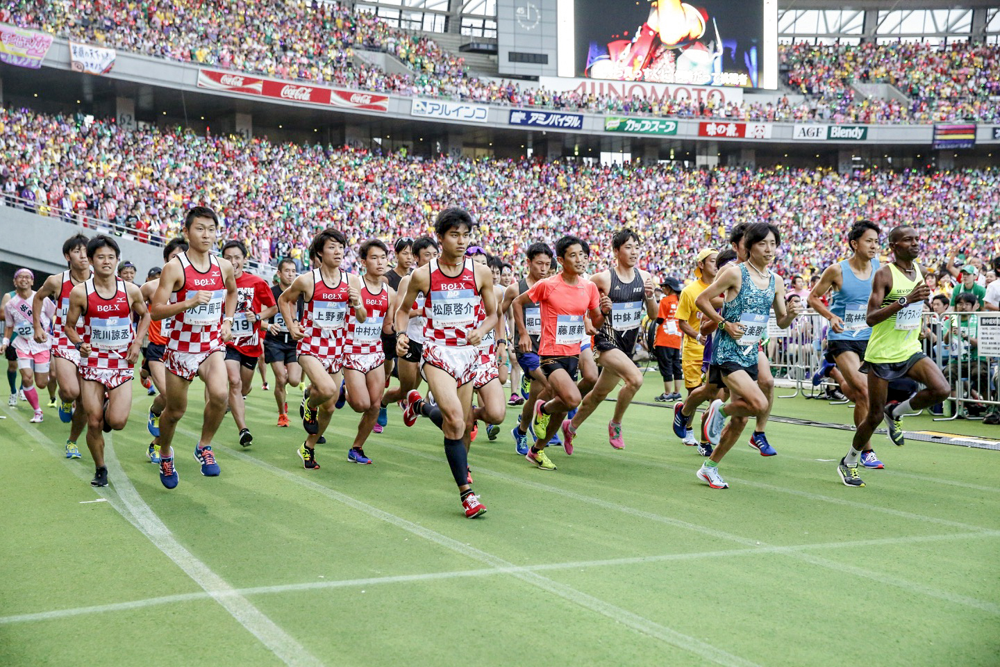 『ももクロ夏のバカ騒ぎ2017 -FIVE THE COLOR Road to 2020- 味の素スタジアム大会会場』2日目 ハーフマラソン Photo by HAJIME KAMIIISAKA＋Z