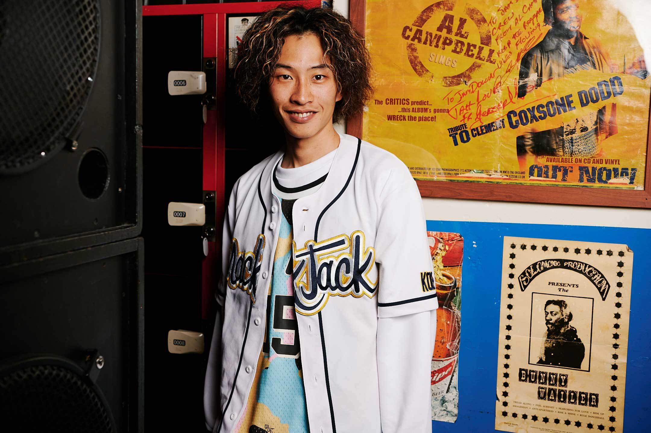 日本に足りないのはBAKA VIBES」元球児のMACK JACKがニューシングルに込めた想い、地元神戸で語るレゲエと野球への愛 Musicman