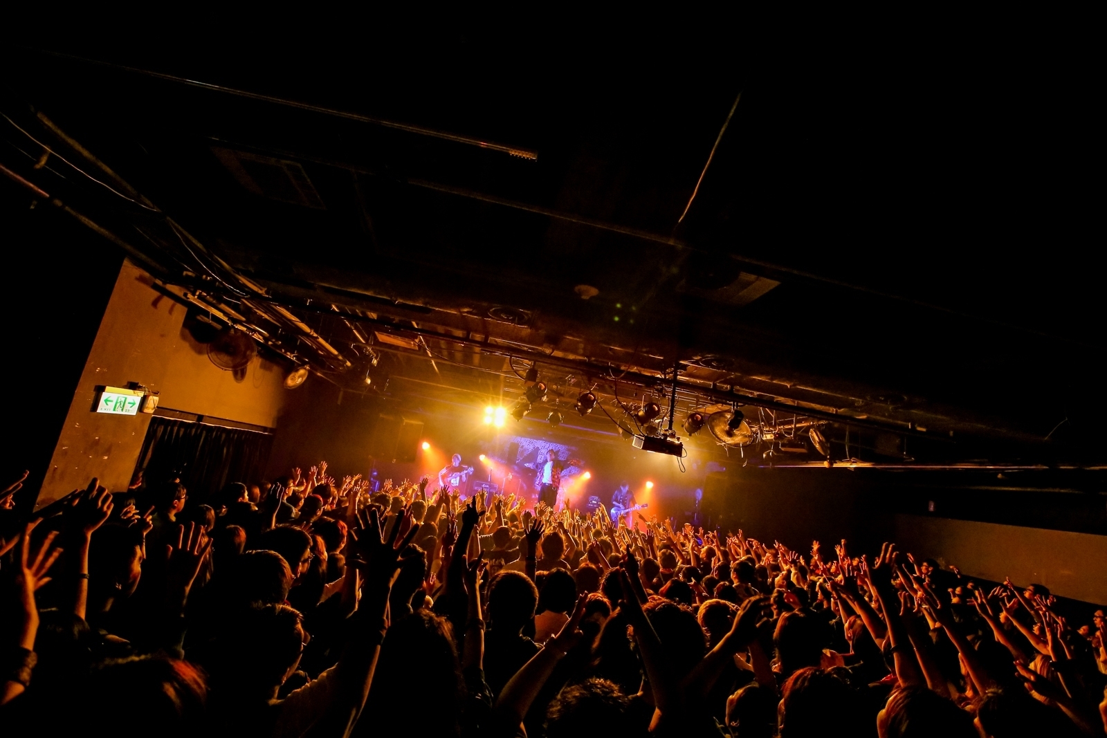 THE ORAL CIGARETTES 撮影＝Viola Kam (V’z Twinkle)