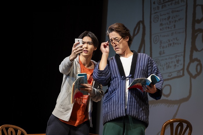 （左から）岡﨑彪太郎、橋本さとし