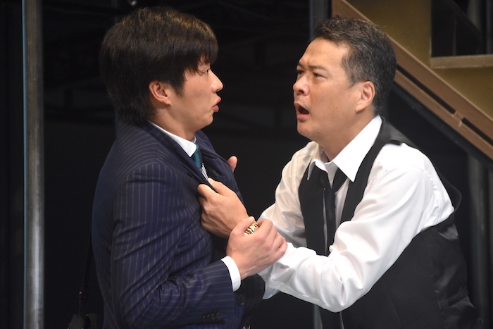 田中哲司、田中圭ら実力派俳優が熱演 『サメと泳ぐ』ゲネプロレポート