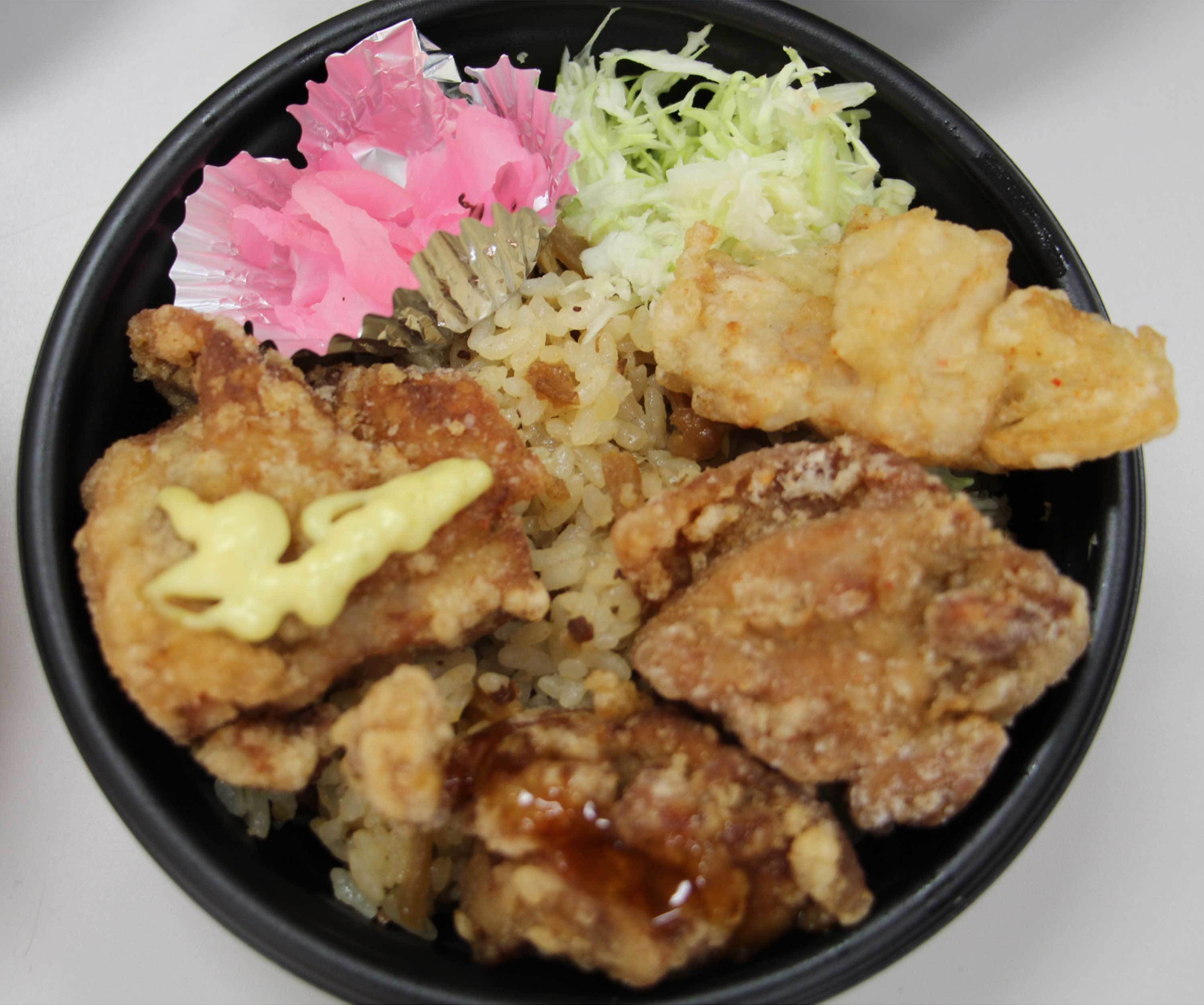 大分名物丼 職人のからあげ 華鳥