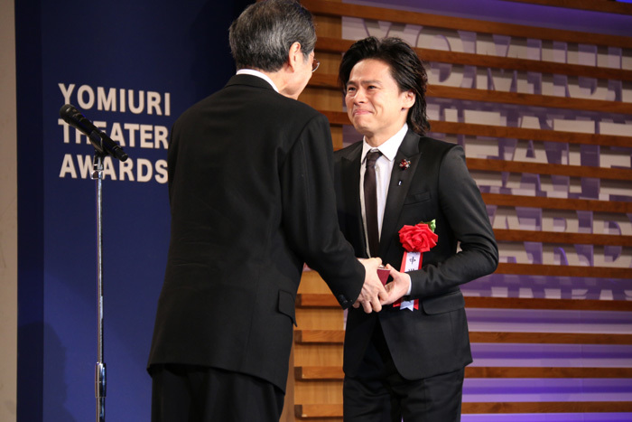 中川晃教
