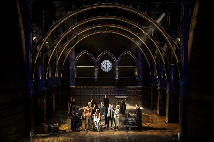 Original London Cast. Photographer Manuel Harlan.