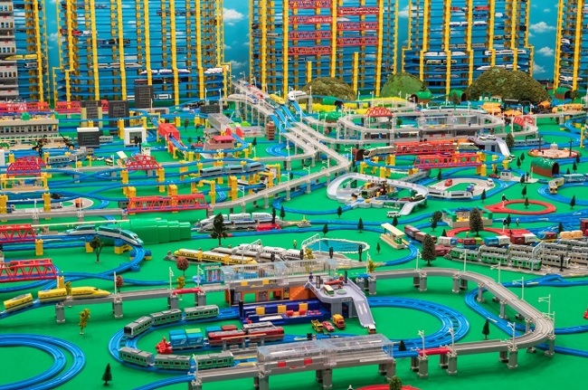 タカラトミーの鉄道玩具「プラレール」発売60周年特別企画展