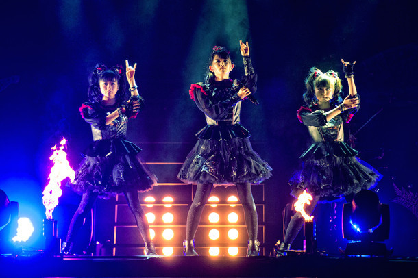 「BABYMETAL WORLD TOUR 2016」The SSE Arena, Wembley公演の様子。（写真提供：Amuse Inc. ）