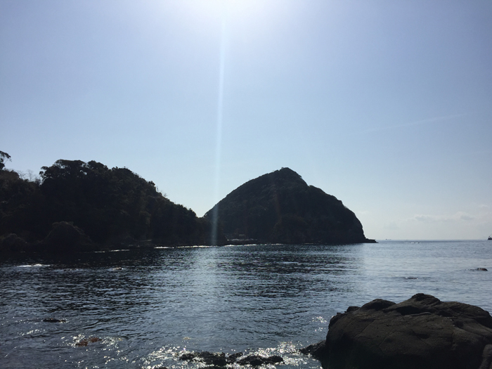 「茜島」の元になった赤根島