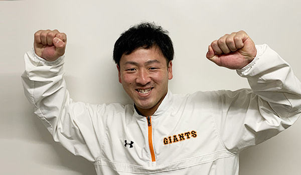 岸田行倫選手