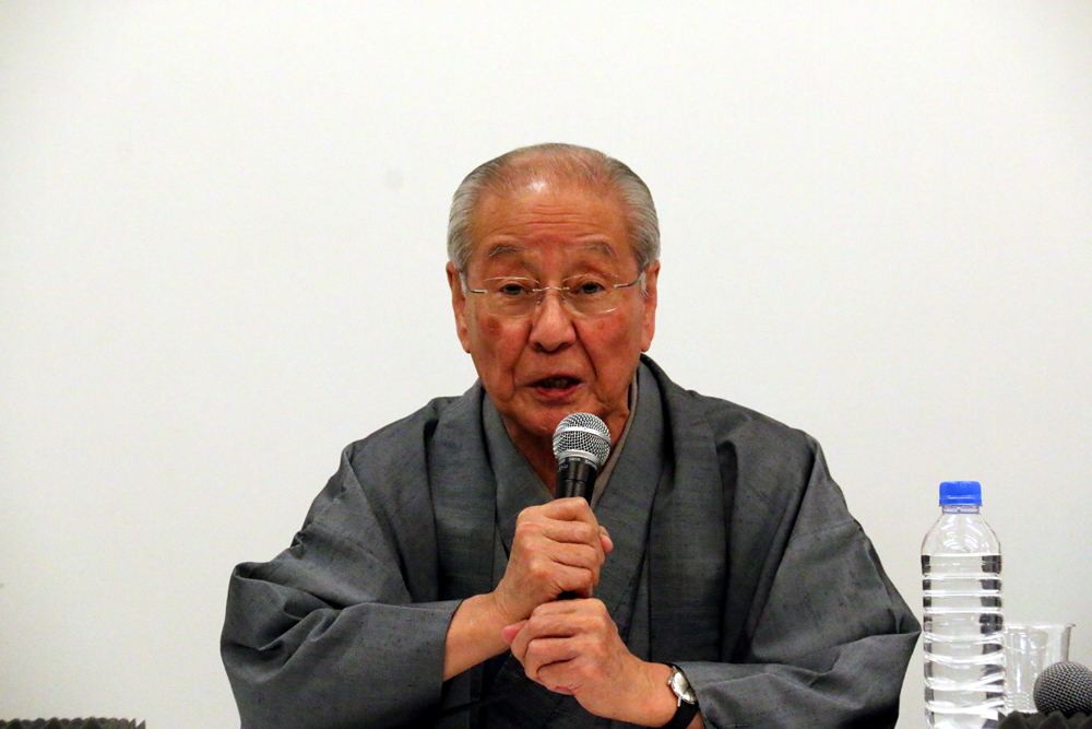 野村萬