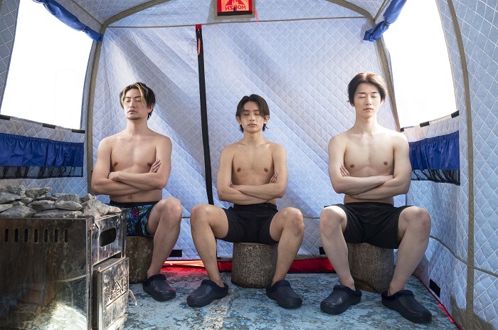 テントサウナ（『サウナ日和』より） (C)2022AMGエンタテインメント