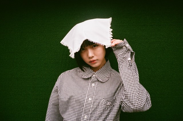 ハンカチ「拭きたくなるほど嬉しい日々に」（税込3000円）