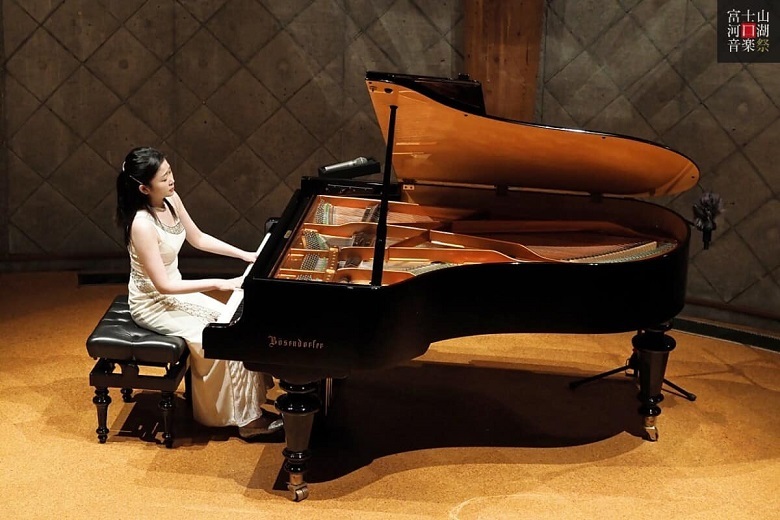 ピアニスト原由莉子　　富士山河口湖音楽祭2022より（2022.08.17）