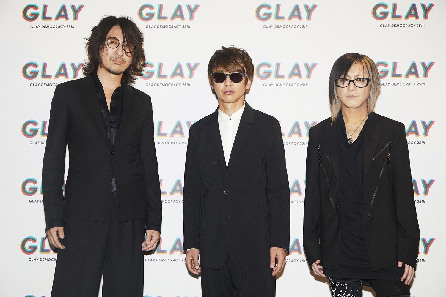 GLAY、10年ぶりのベストアルバム『REVIEW Ⅱ』発売決定 『25周年公約