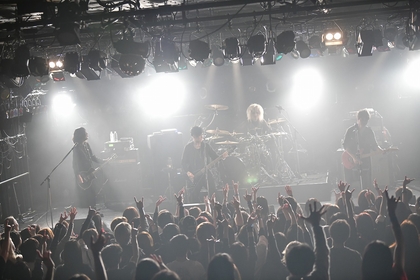 ファッション通販 安い ka-yu、50歳の誕生日に魅せた熱き凱旋ライブ『ka-yu THE LIVE アクセサリー