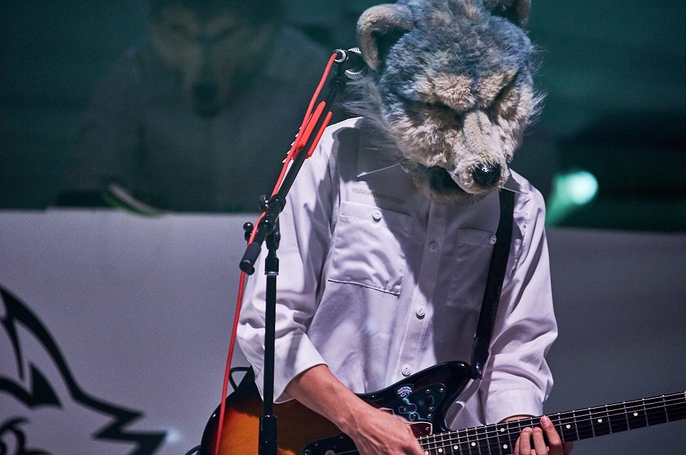 MAN WITH A MISSION『MAN WITH A "REBOOT LIVE & STREAMING" MISSION』 撮影＝酒井ダイスケ