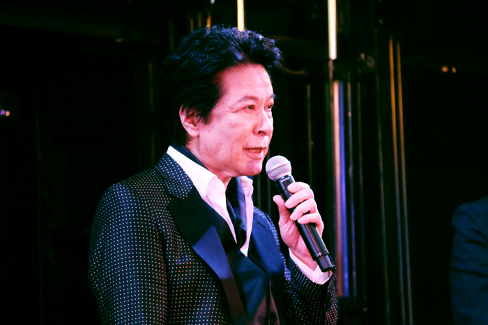 鹿賀丈史