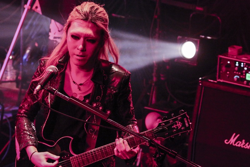 DIAURA 撮影＝DARKRED