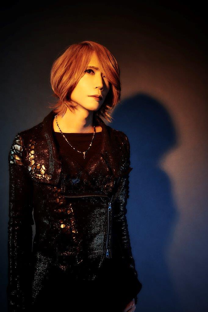 Shinya (DIR EN GREY / SERAPH)