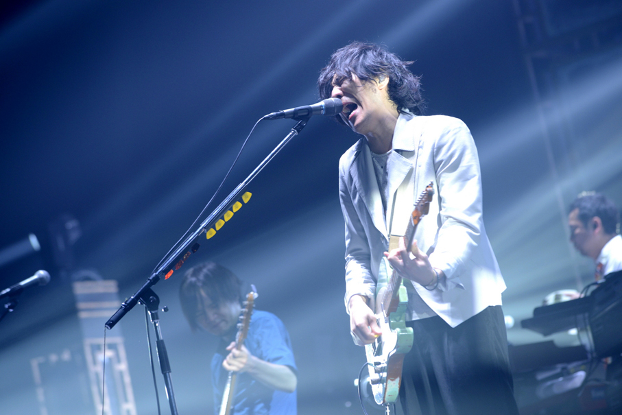back number 　撮影＝半田安政(Showcase)