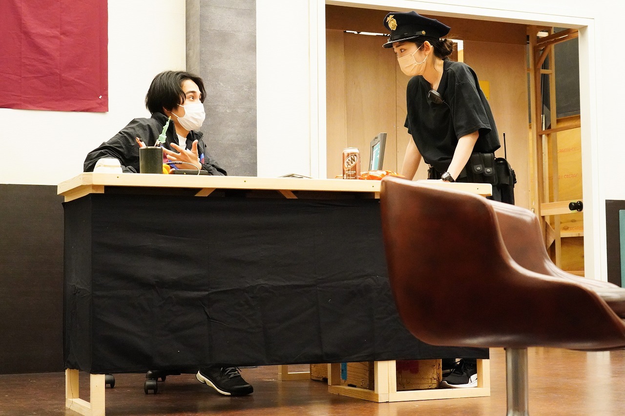 （左から）中村 蒼、岡本 玲 　撮影：田中亜紀