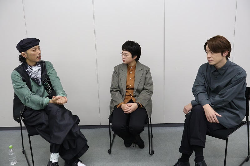 （左から）石橋徹郎、西本由香、多田直人