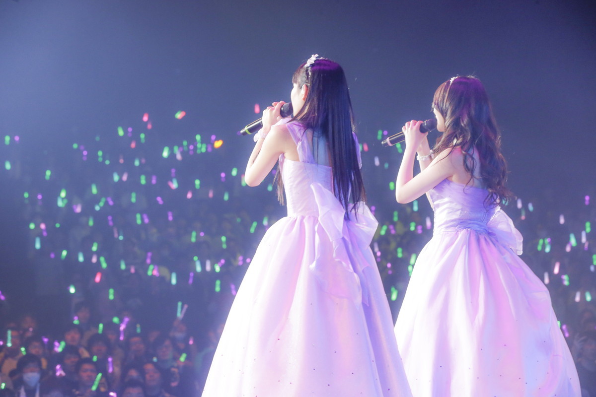 Clarisの夢空間へようこそ Claris 3rd Hall Concert In 舞浜アンフィシアター Over The Rainbow 虹の彼方に レポート Spice エンタメ特化型情報メディア スパイス