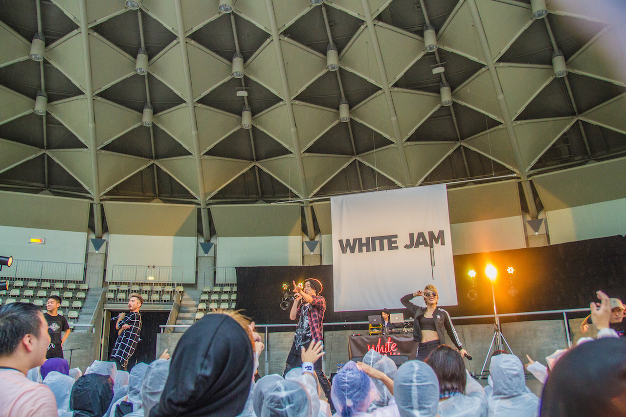 WHITE JAM 撮影＝チャンス（WJ）