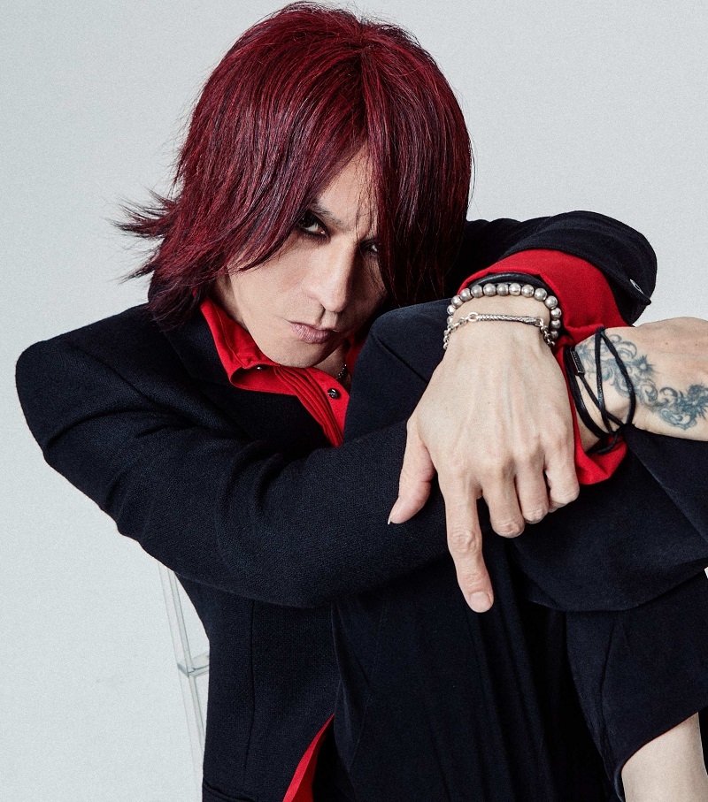 SUGIZO