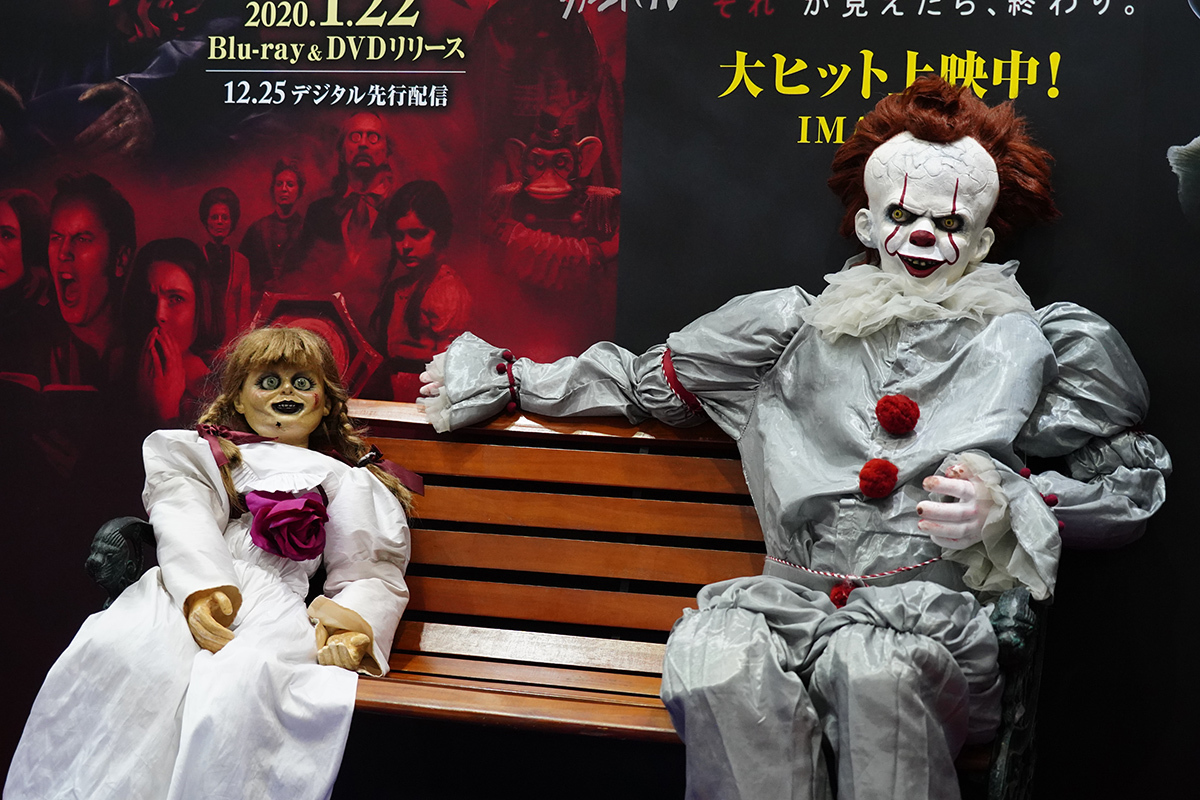 怖すぎて、一緒に写真撮るのに躊躇しそう 写真：斉藤直樹
