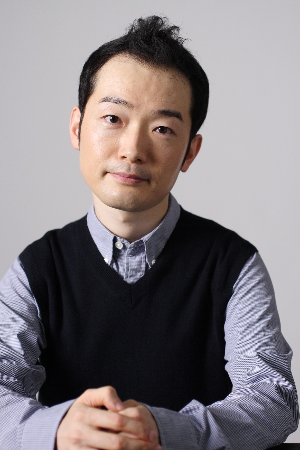 公安局刑事課三係 執行官・井口匡一郎役：中村靖日