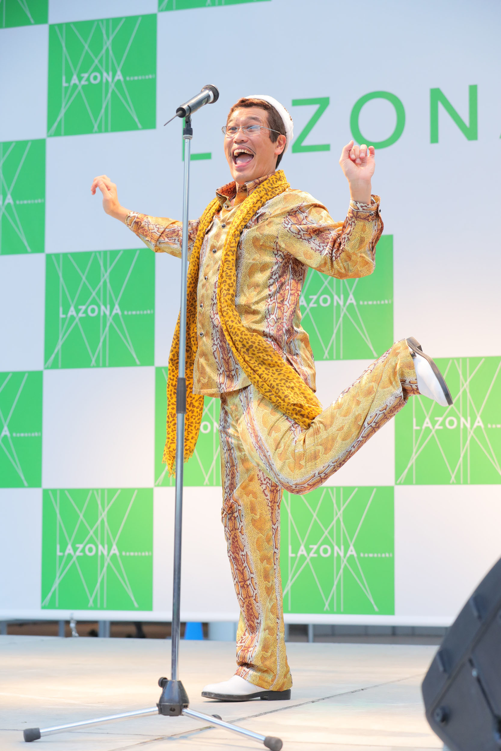 ピコ太郎 ラゾーナ川崎プラザ