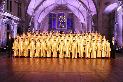大聖堂に響く天使の歌声～チェコ少年合唱団「ボニ・プエリ」指揮パヴェル・ホラークに訊くクリスマス・コンサートの魅力