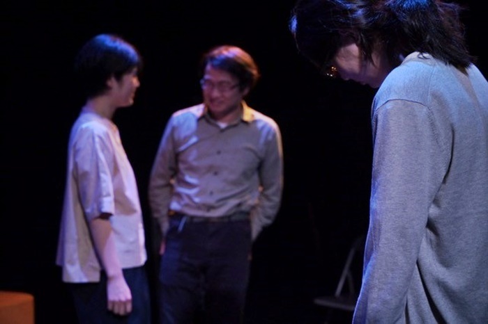 前回公演『どこにも行きたくないしここにもいたくない』（2019年）より。 ［撮影］小嶋謙介