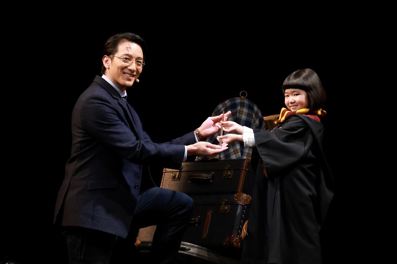 贈呈の様子 　　　　　　　写真：宮川舞子