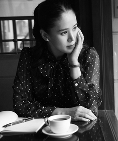 手嶌葵、アルバム『Aoi Works Ⅲ』より最新曲「風につつまれて」MV公開