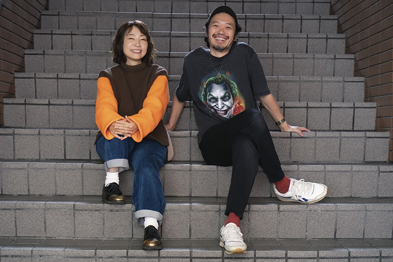 （左から）菜月チョビ、丸尾丸一郎